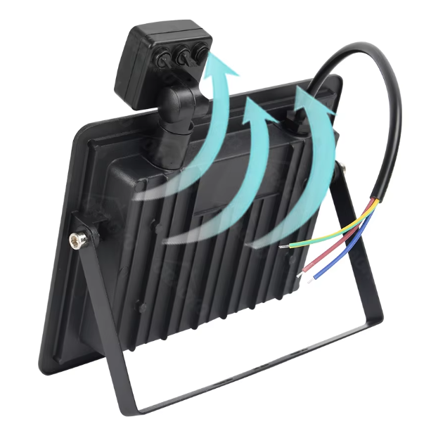 lampa zewnętrzna elewacyjna  halogen naświetlacz led dom ogród czujnik ruchu 3