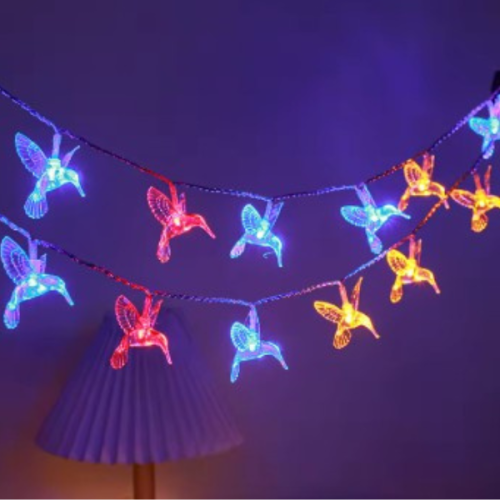 Lampa solarna LED motyle – kolorowe oświetlenie ogrodowe nocą