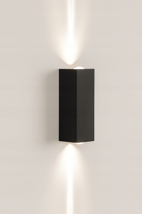 Nowoczesna lampa elewacyjna LED 6W w aluminiowej obudowie – widok z przodu