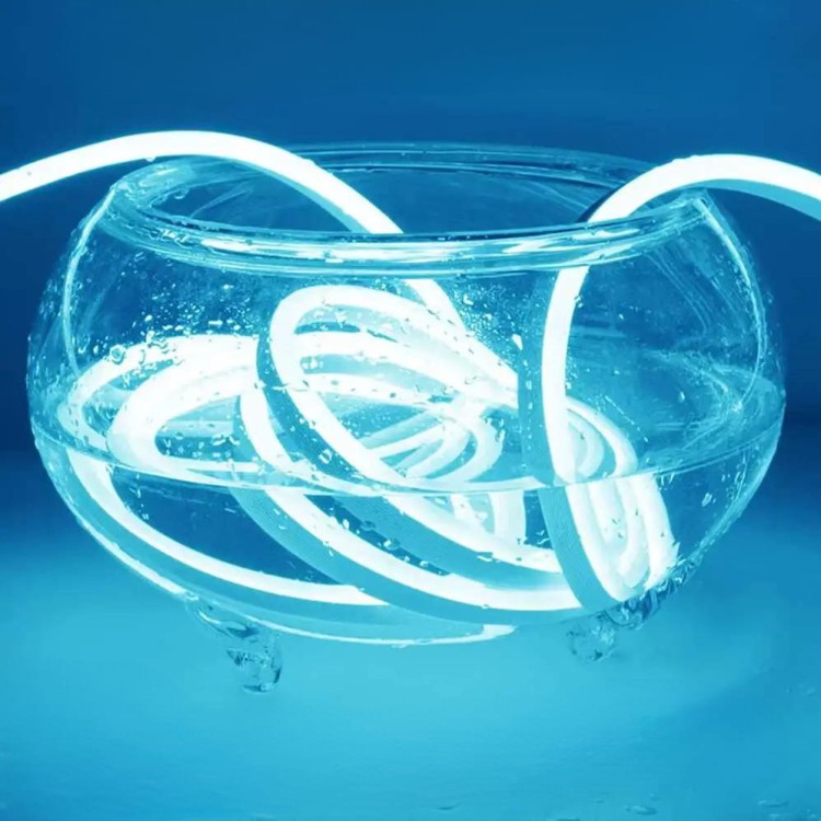 Neon Flex LED 12V podświetlający elementy wnętrza – dekoracyjne oświetlenie LED wodoodporna