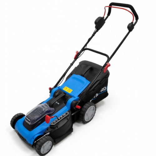 Akumulatorowa kosiarka META-PRO 40V podczas pracy – szerokość koszenia 40 cm i precyzyjne cięcie trawy w ogrodzie.png