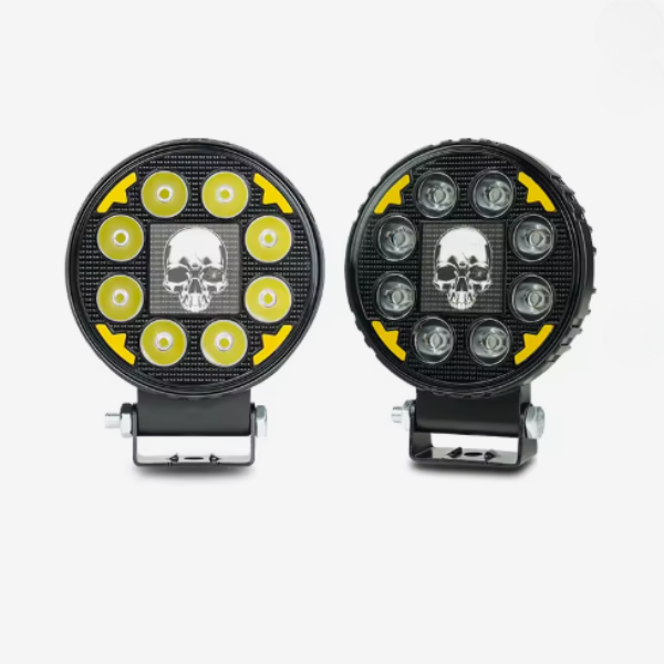 Lampa LED dalekosiężna Skull do motocykla i samochodu terenowego.png