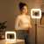 Profesjonalna lampa LED RGBW 20W doskonale sprawdzi się podczas nagrywania filmów, streamingu, fotografii portretowej, zdjęć produktowych, makijażu, webinarów, podcastów oraz pracy zdalnej.